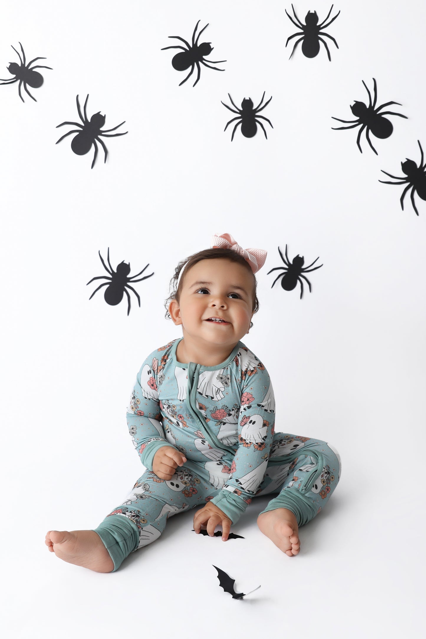 Spooky blooms bamboo zip